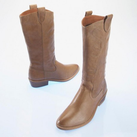 Bottes esprit western dessus cuir