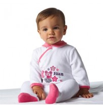 Pyjama ouverture côté bébé fille